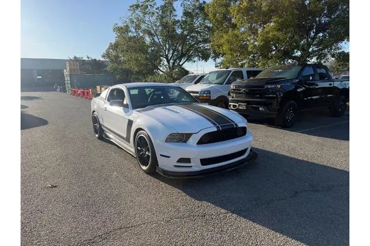 $36500 : Ford Mustang 2013 Boss 302 2 image 2