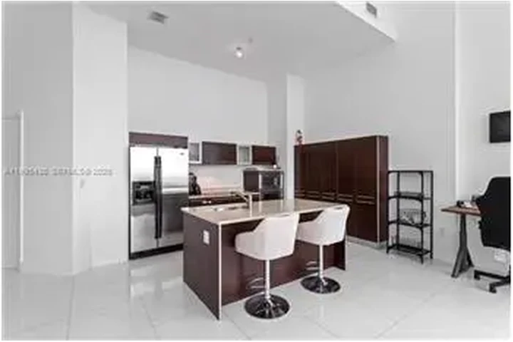 $4200 : Rental property with 2 bedro image 6