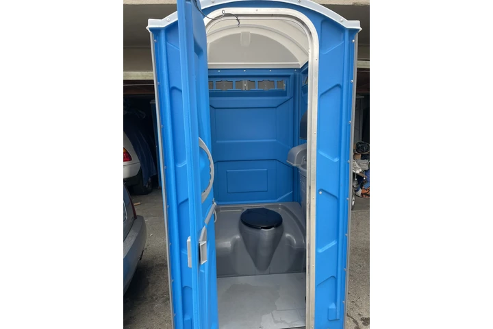 Luis Jumper service image 2