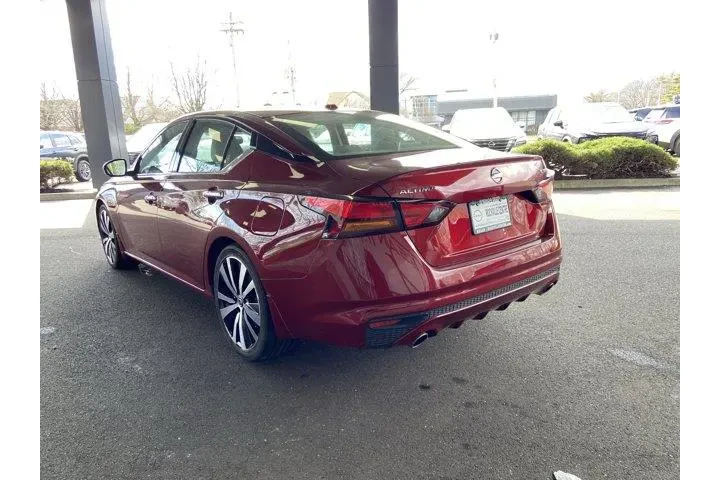 $14499 : Nissan Altima 2019 2.5 Plati image 7