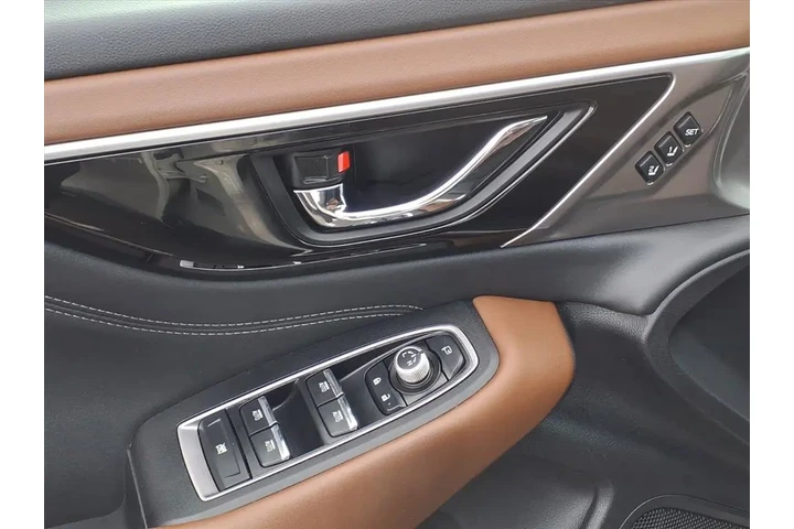 $19400 : Subaru Outback 2020 AWD Tour image 4