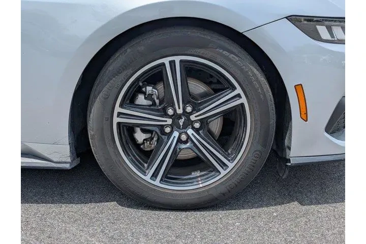 $38999 : Ford Mustang 2024 EcoBoost 2 image 6