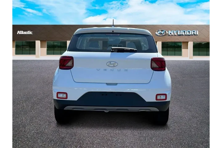 $17250 : Hyundai VENUE 2025 SE 4dr Cr image 6