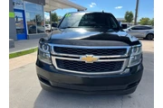 2017 Suburban LT 4WD thumbnail