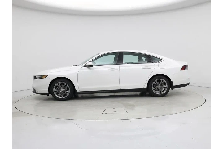$22998 : Honda Accord 2023 EX 4dr Sed image 3