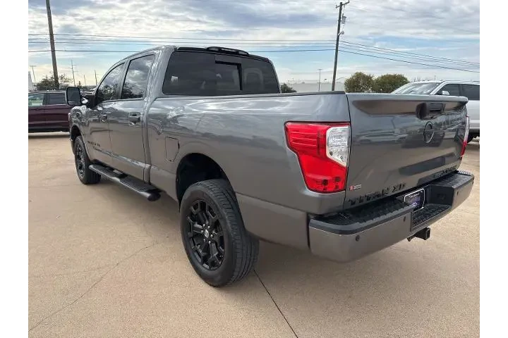 $26993 : Nissan Titan XD 2019 4x4 S 4 image 5