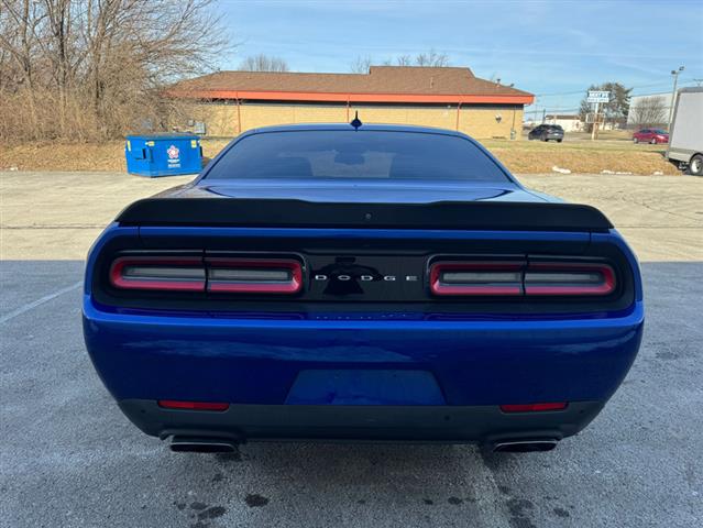 $24995 : 2019 Dodge Challenger image 4