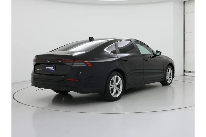 $23998 : Honda Accord 2023 LX 4dr Sed image 8