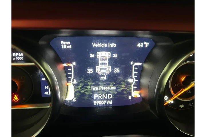 $36991 : Jeep Wrangler 2023 4x4 Rubic image 10