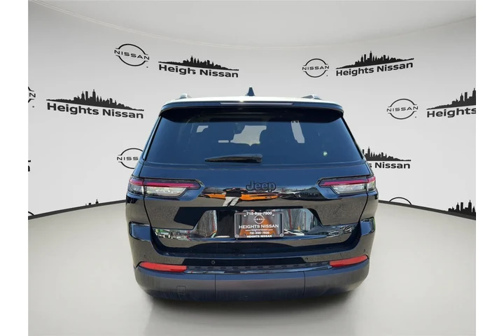 $28990 : Jeep Grand Cherokee L 2023 4 image 4