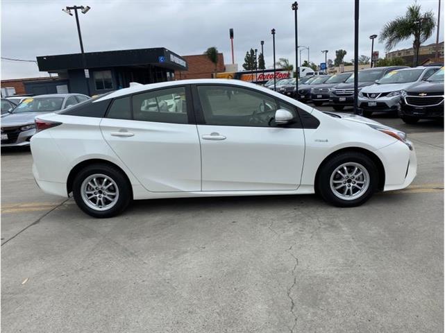$14995 : 2016 Toyota Prius Two Hatchbac image 1