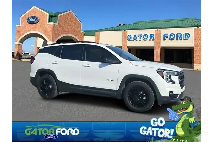 $26521 : GMC Terrain 2022 AWD AT4 4dr image 1