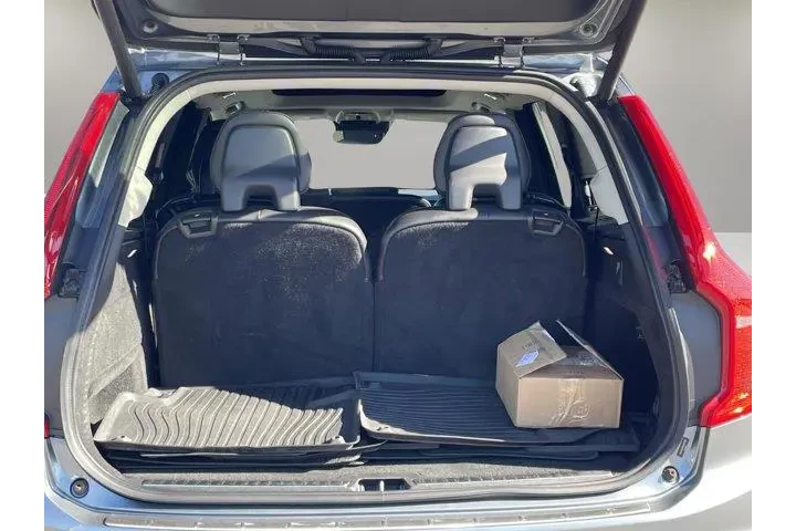 $18791 : Volvo XC90 2019 T5 Momentum image 10