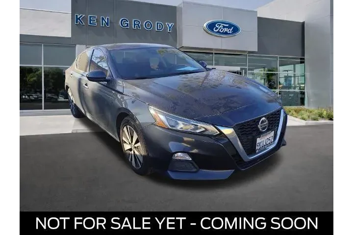 $16496 : Nissan Altima 2022 2.5 SV 4d image 1