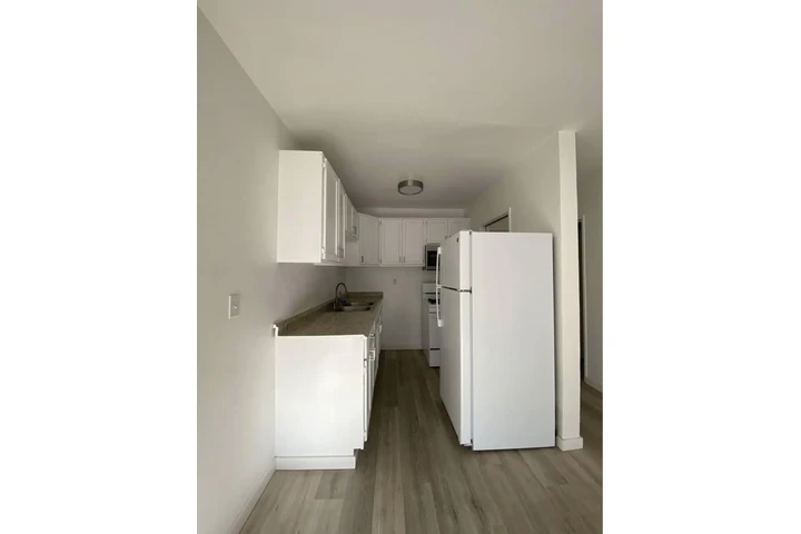 $1850 : 1 dormitorio, 1 baño — East Ho image 3
