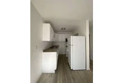 $1850 : 1 dormitorio, 1 baño — East Ho thumbnail