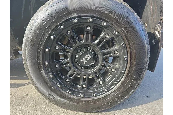 $39995 : Toyota Tacoma 2024 4x4 TRD S image 6