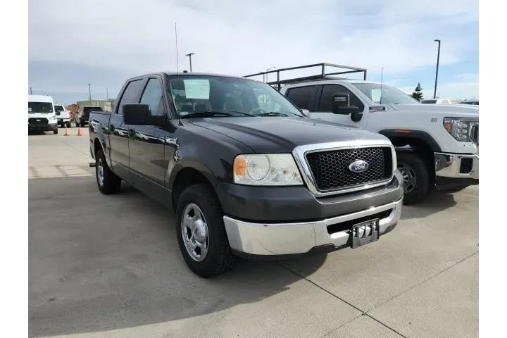 $11693 : Ford F-150 2007 XLT 4dr Supe image 5