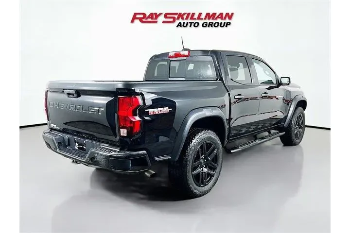 $37975 : Chevrolet Colorado 2024 4x4 image 7