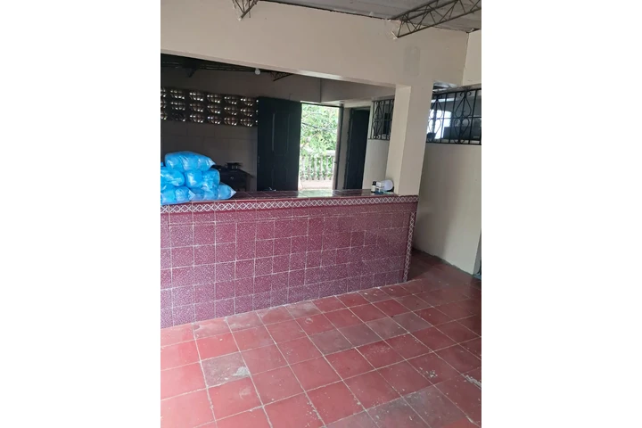 $200000 : Venta de casa geande image 3