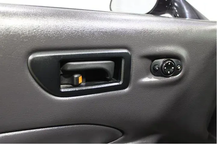 $28910 : Plymouth Prowler 1999 2dr Co image 5