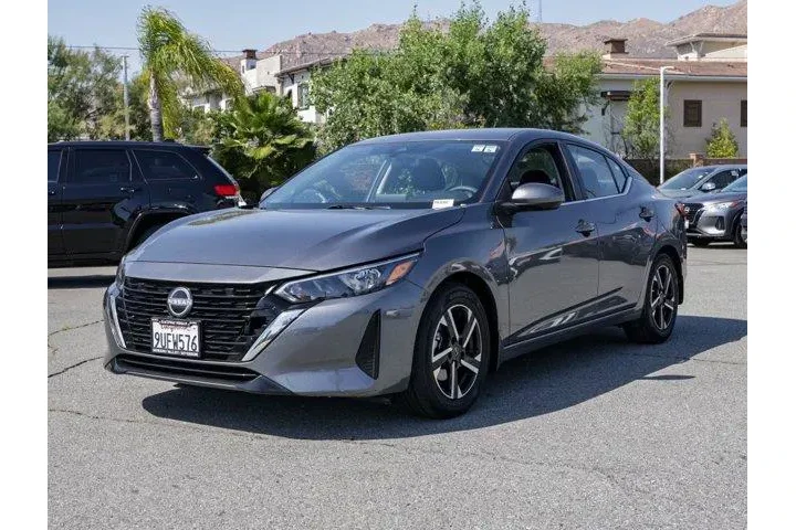 $18991 : Nissan Sentra 2025 SV 4dr Se image 8