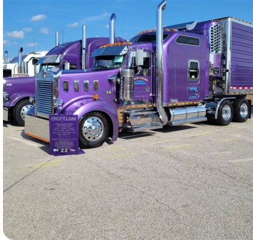 $35000 : Trailer truck for sale and ren image 3