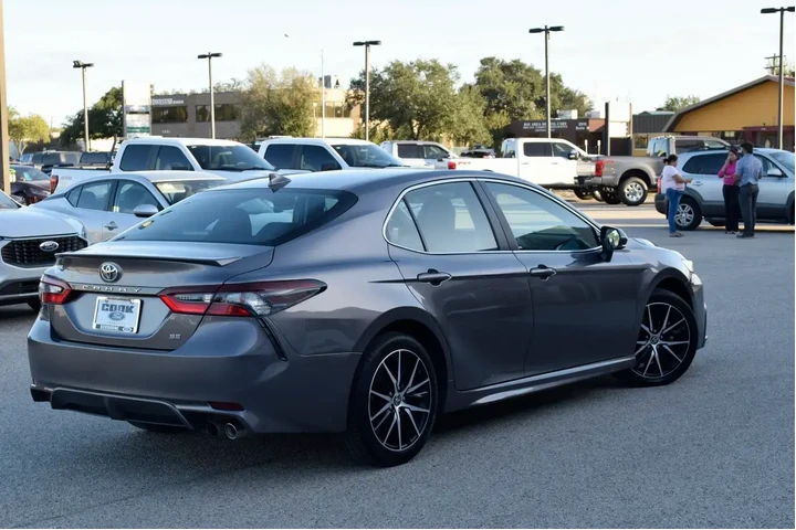 $23986 : Toyota Camry 2024 SE 4dr Sed image 10