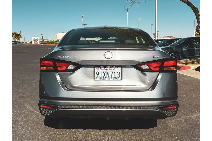 $18997 : Nissan Altima 2024 2.5 SV 4d image 10