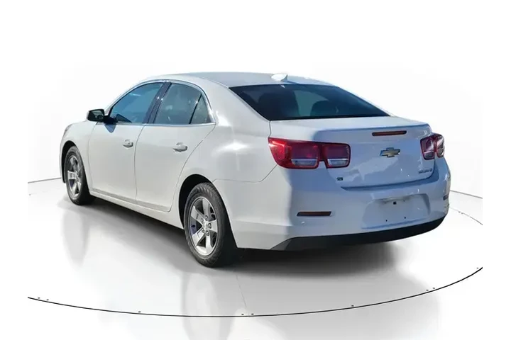 $8991 : Chevrolet Malibu Limited 201 image 3