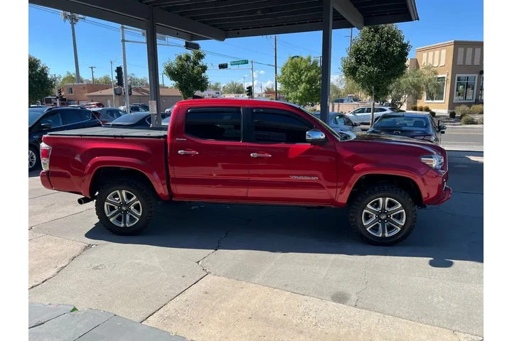 2019 Tacoma Limited Double Ca image 4