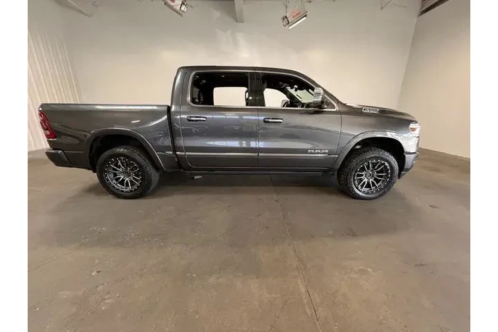 $33921 : Ram 1500 2019 4x4 Limited 4d image 2