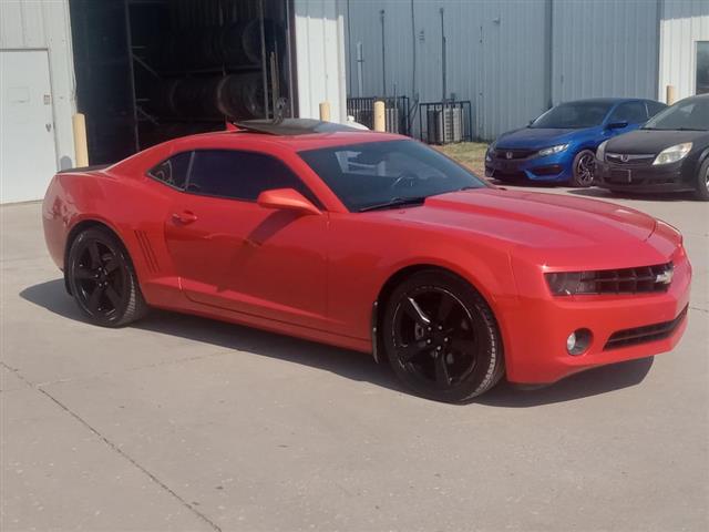 $12998 : 2012 Camaro image 4