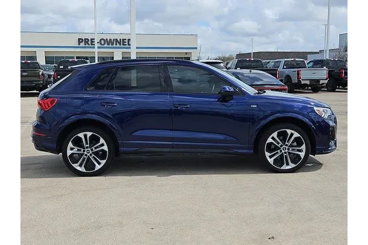 $25100 : Audi Q3 2021 AWD quattro S l image 2