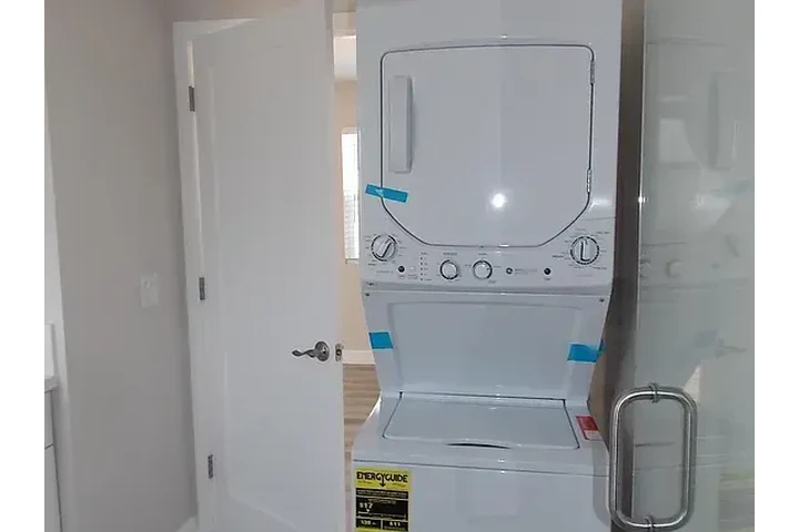 $1000 : SAN RAFAEL 1bed Apartamento image 7