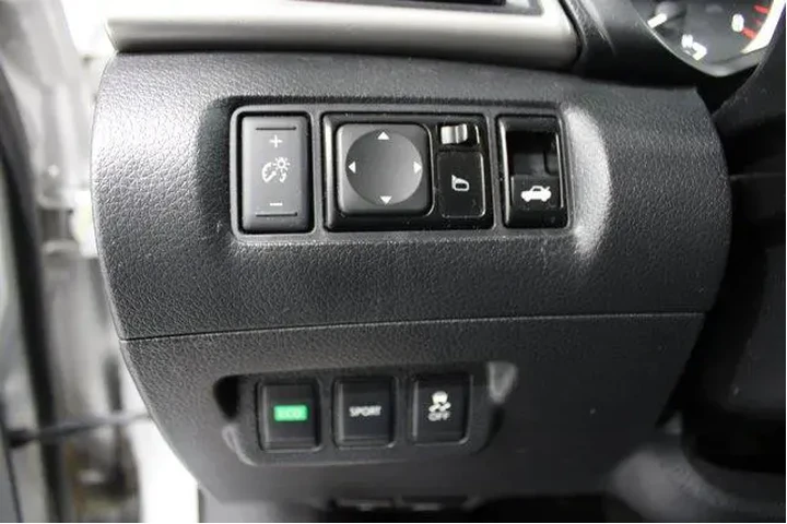 $9955 : Nissan Sentra 2016 S 4dr Sed image 7