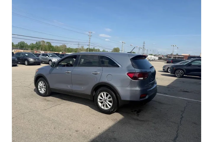 $8999 : 2019 Sorento L image 5