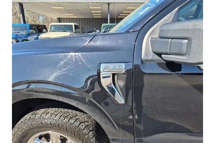 $39494 : Ford F-150 2024 4x4 XLT 4dr image 10