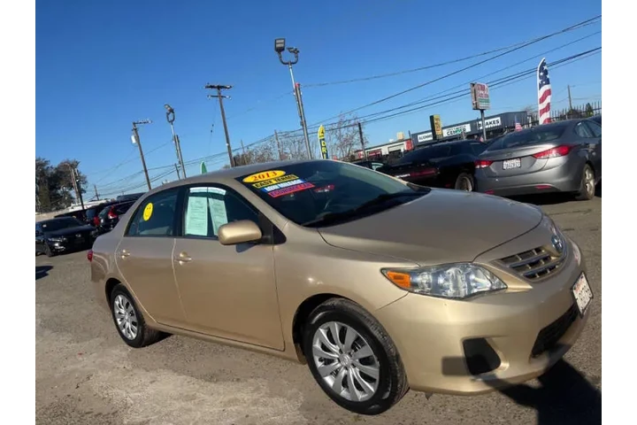 $10999 : 2013 Corolla L image 3
