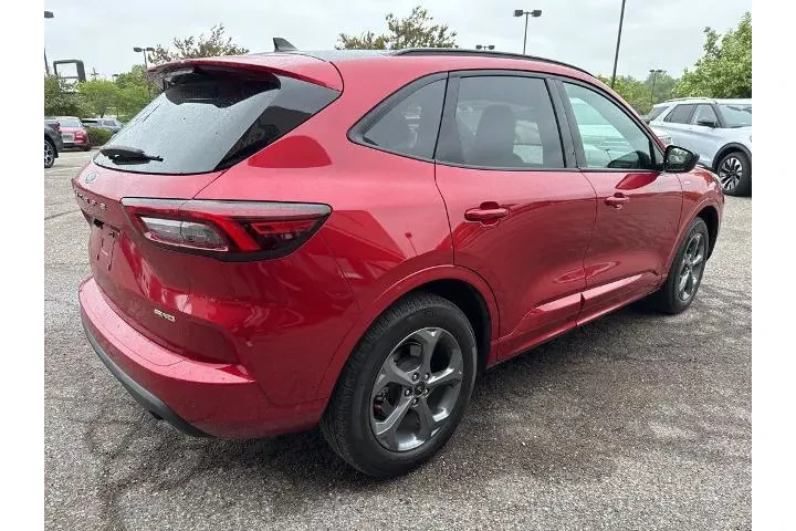 $25000 : Ford Escape 2024 AWD ST-Line image 10