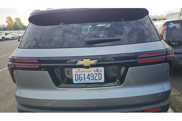 $38000 : Chevrolet Traverse 2024 4X4 image 3