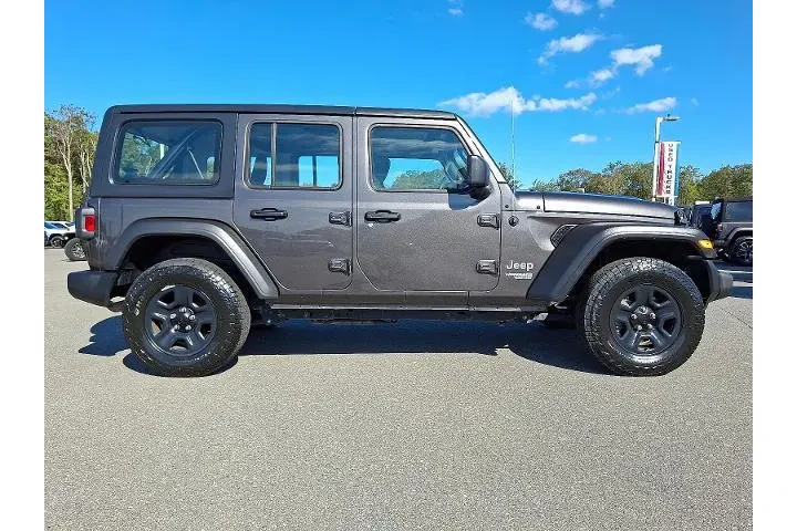 $26994 : Jeep Wrangler Unlimited 2021 image 7