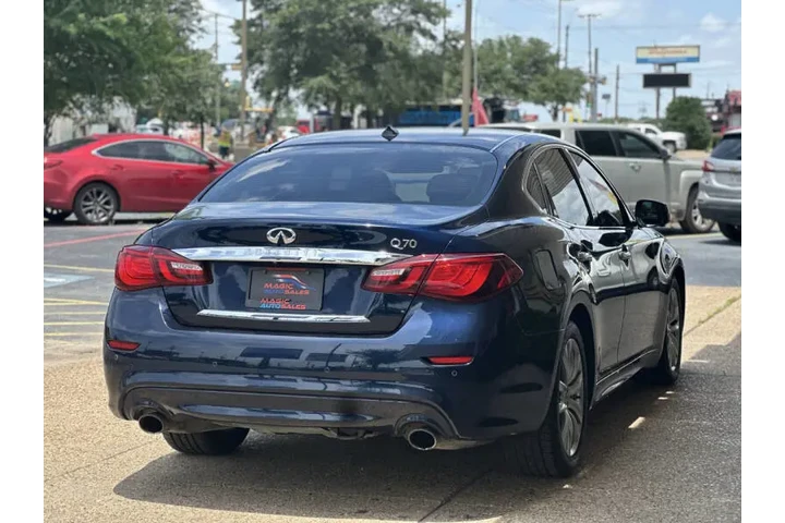$17999 : 2018 Q70 3.7 Luxe image 9