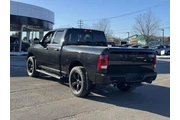 $20800 : Ram 1500 2016 4x4 Express 4d thumbnail