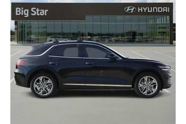 $35988 : Genesis GV70 2023 AWD 2.5T S image 5