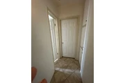 $750 : Cuarto de renta en downey thumbnail