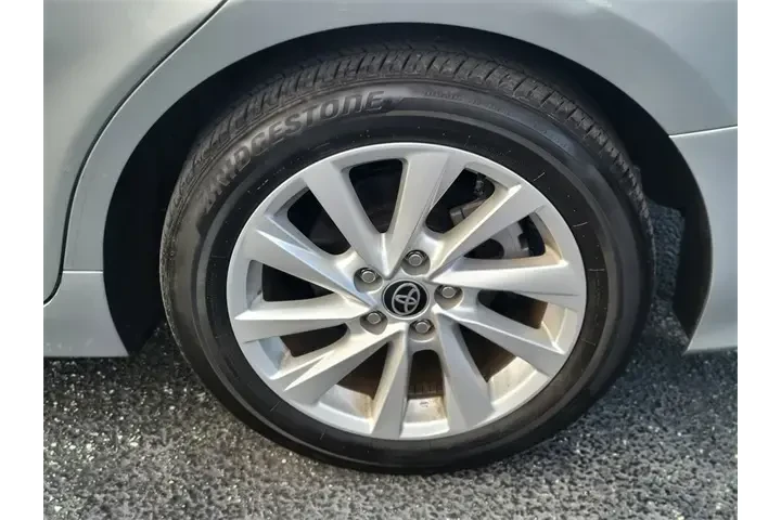 $20591 : Toyota Camry 2022 LE 4dr Sed image 7