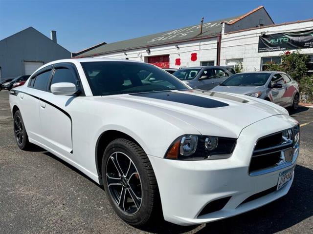 $13500 : 2014 Charger SE image 4