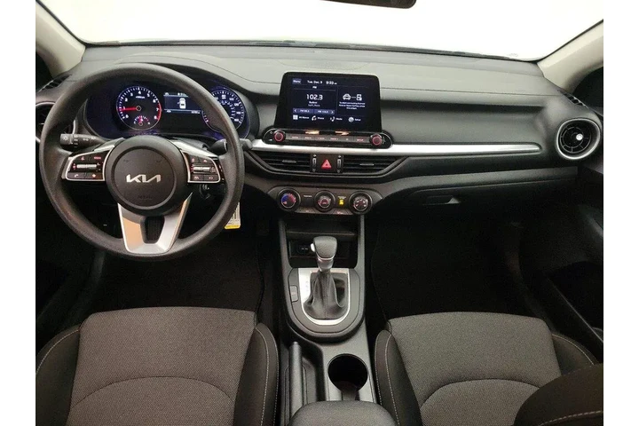 $18998 : Kia Forte 2024 LXS 4dr Sedan image 9