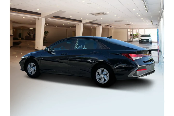 $23995 : Hyundai ELANTRA 2024 SE 4dr image 2